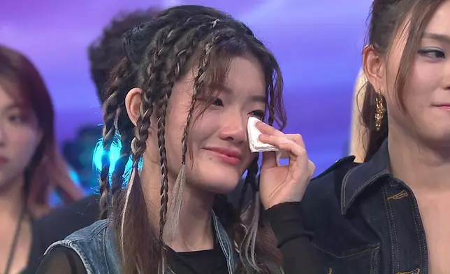 Hoorny被淘汰後先多謝泳兒。