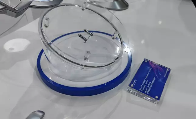 經導管植入式無導綫起搏系統。巴士的報記者攝