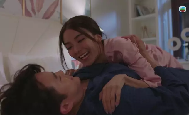 呢吓一秒性感變活潑都好流暢。