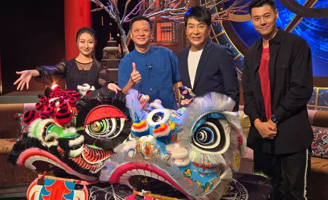 昨晚嘉賓請來「香港紙紮大王」夏中建師傅。