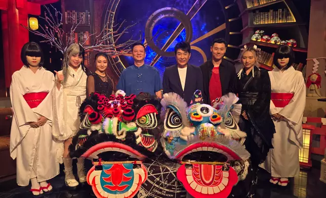 昨晚嘉賓請來「香港紙紮大王」夏中建師傅。