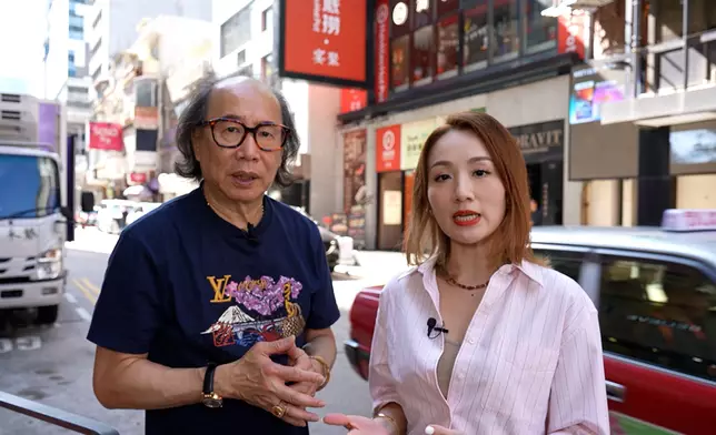 《說不完的警察故事》由前警員靳清松及主持瑪姬，每集帶領觀眾重返案發現場，透過法證分析、專家訪談及深入的資料搜集，鉅細無遺地重構案情。