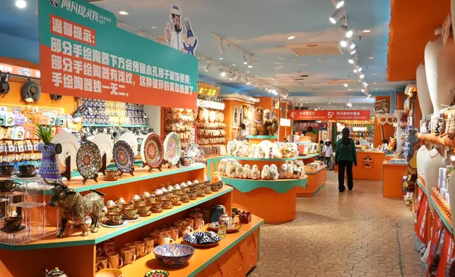 巴士的報記者攝