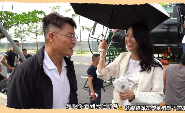 安仔雖然拍到成身汗都不忘搞笑。