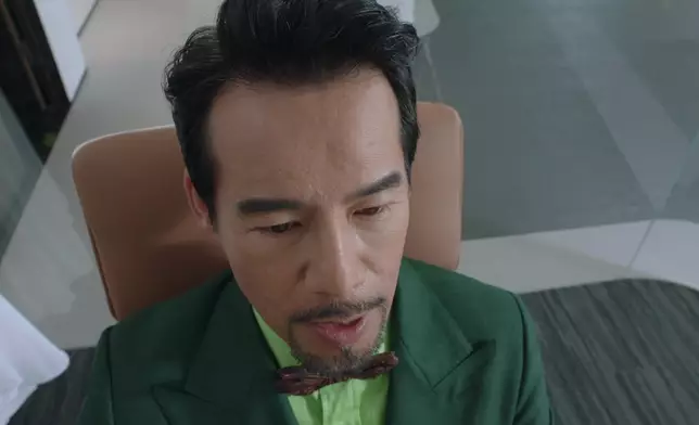 方氏陷入重大危機，羅子溢同徐榮就好開心咁食花生同搞破壞，動機不良。