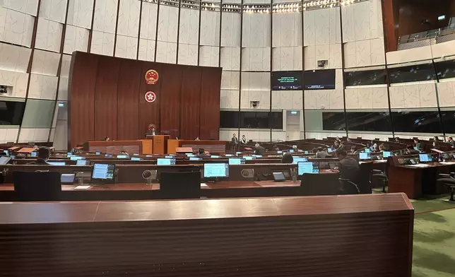 文章指特區政府和社會各界守正創新、齊心協力，定能把第八屆立法會選舉辦得更成功、更圓滿，選出歷史上最高水準的一屆立法會。資料圖片