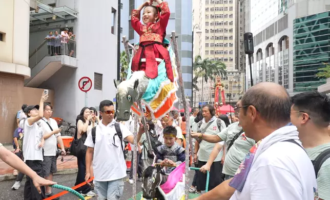 充滿特色的長洲飄色。