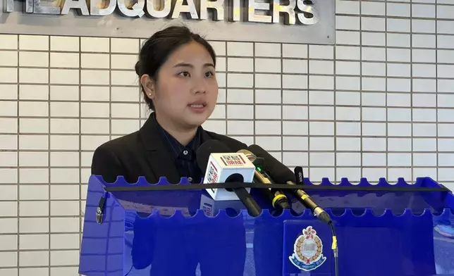 水警總區重案組高級督察關嘉祺向傳媒簡報案情。