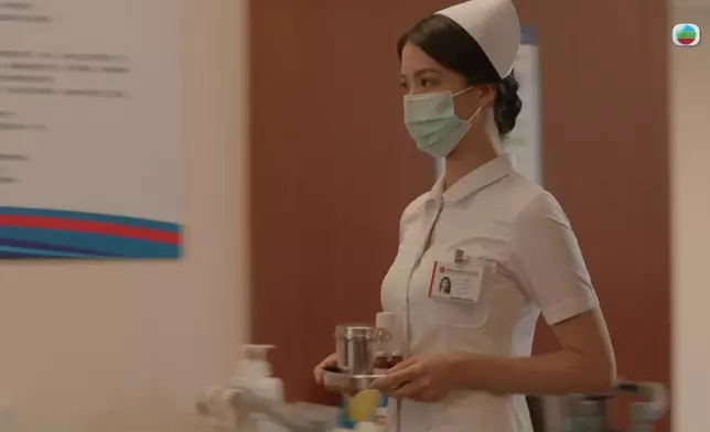 估唔到呢個咁短嘅護士Look場口，都成功引起到網民嘅注意。