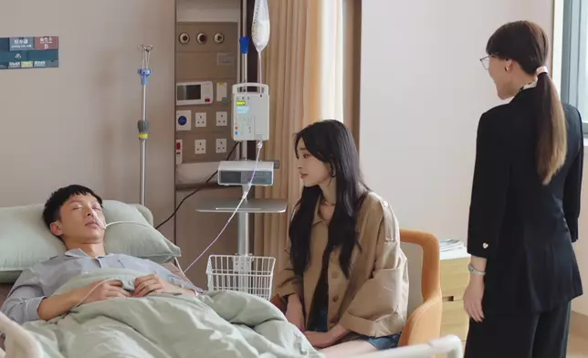 Kyle在劇中幾乎全程躺在床上。