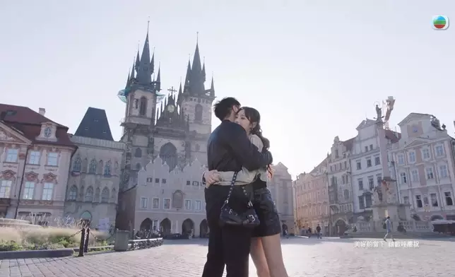 Kyle有份隨劇組遠赴布拉格拍攝外景。