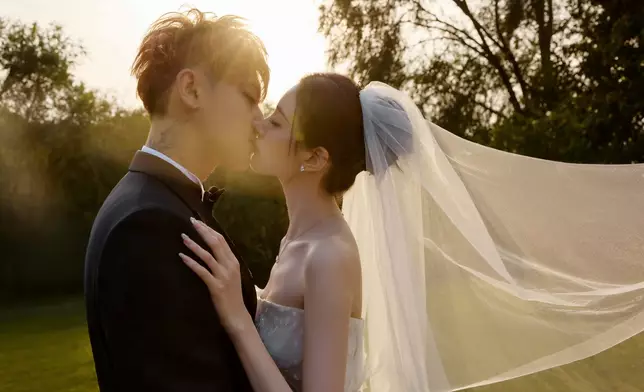 徐藝洋微博圖片