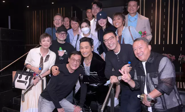 與到場好友們合照