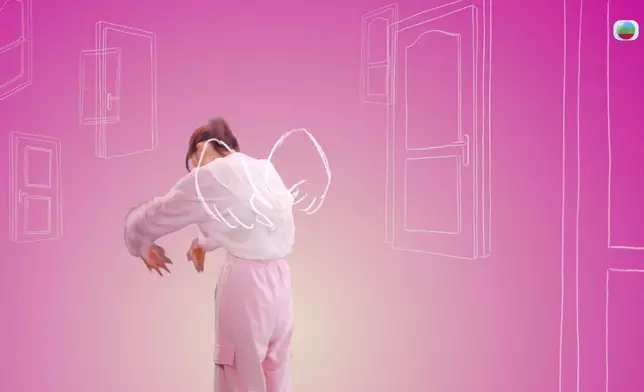 郭柏妍化身天使，呢個畫面令人好期待。