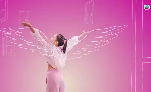 郭柏妍化身天使，呢個畫面令人好期待。