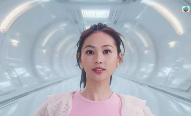 郭柏妍化身天使，呢個畫面令人好期待。