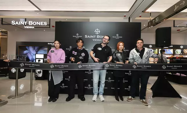 品牌SAINT BONES VIENNA舉行新店開幕典禮。