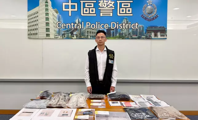 金鐘巴士站斬人案警拘3男。