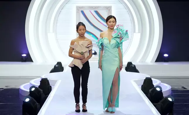 「Pointillism Addict」羅巧蒨/梁凱晴