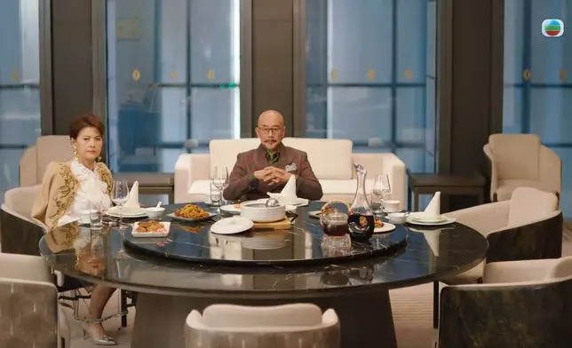 嘉棟要求麗雪為宇澤講好說話，讓他能復職明塱醫院，但麗雪面有難色。