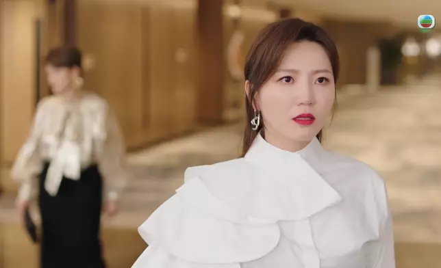 早前麗雪已經反擊過媽咪，令不少網民刮目相看。