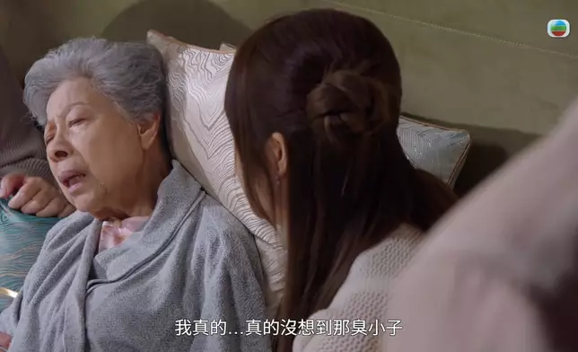 呢一、兩個表情同狀態，足證羅蘭姐好入戲。