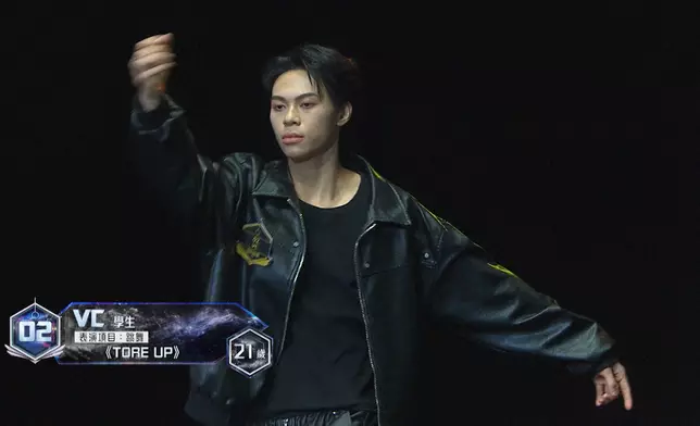 2號參賽者VC選了跳舞為自選項目。