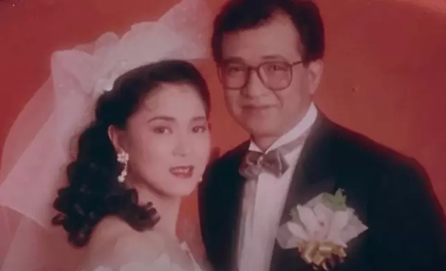 許紹雄與太太龍嬿結婚33年。