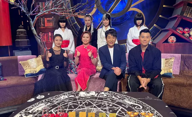 昨晚請來唐碧霞師傅擔任嘉賓。