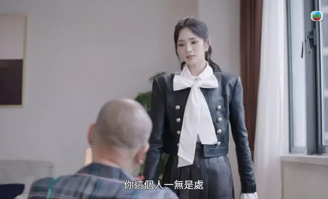 陳楨怡知道兒子馮皓揚是湯鎮業死穴，用呢樣嘢食住湯鎮業。