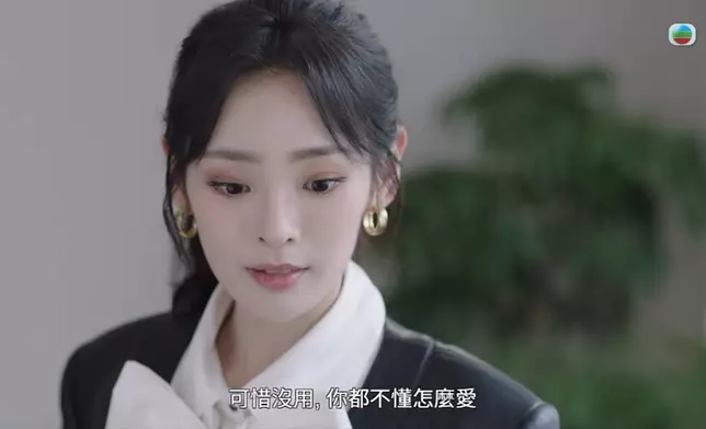 陳楨怡知道兒子馮皓揚是湯鎮業死穴，用呢樣嘢食住湯鎮業。