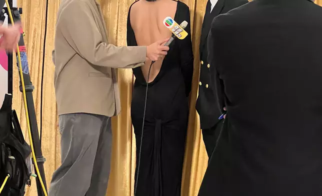 提到Benz雄離世高Ling 坦言太突然，一度哽咽需轉身平復心情。巴士的報記者攝