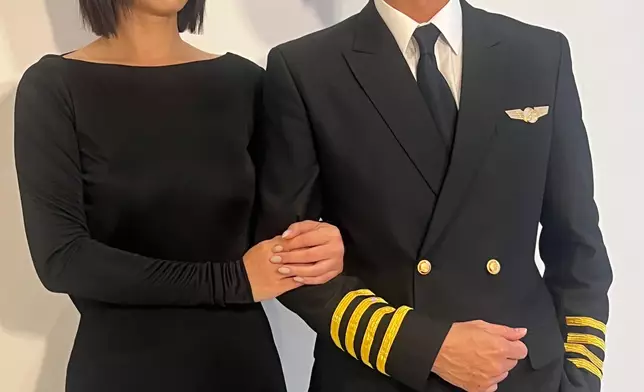 藝人高海寧（高Ling ）及馬國明均以黑色素服現身。巴士的報記者攝