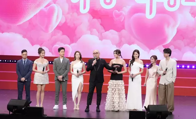 巴士的報記者攝