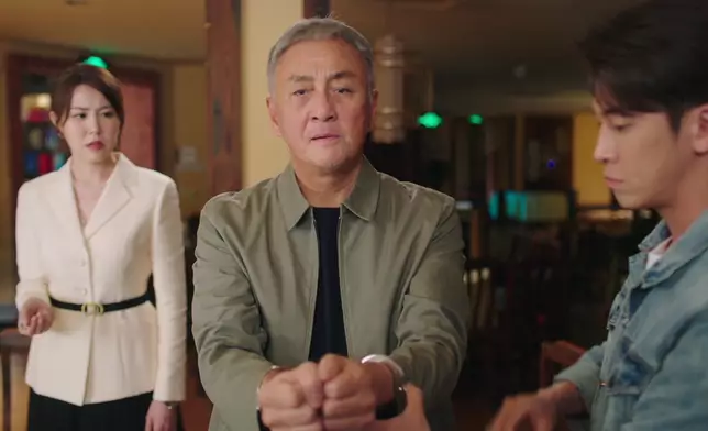 金榮懷著「五味雜陳」的心情在心中暗地與愛女告別。