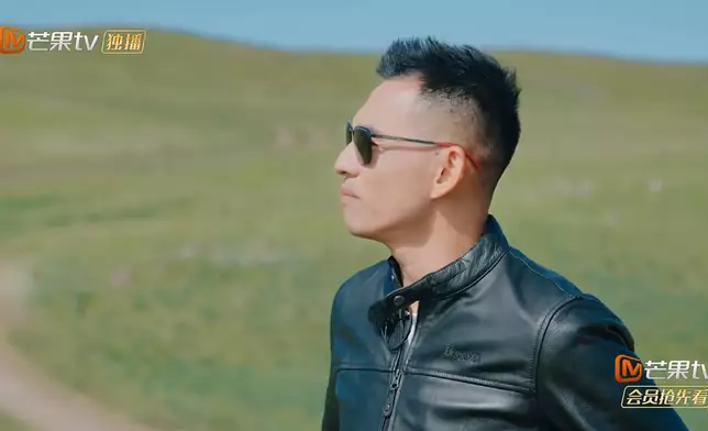 倪萍直言：「他智商有點問題嗎?」