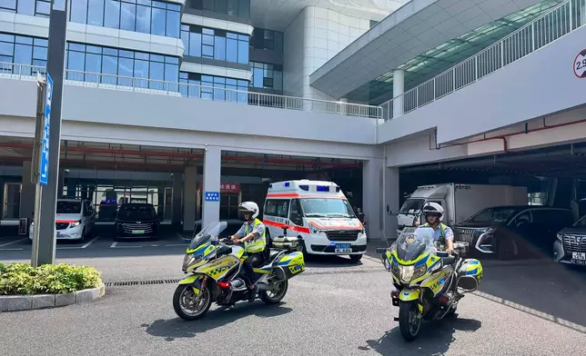 參與演練的南沙跨境救護車由中山大學附屬第一醫院南沙院區出發。 政府新聞處圖片