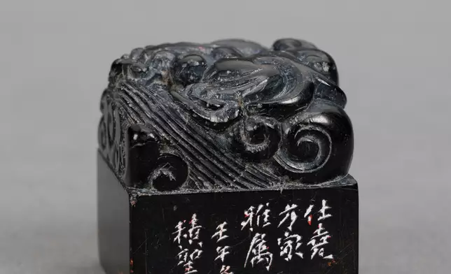 香港藝術館獲香港著名書法家翟仕堯家人捐贈93組藏品 政府新聞處圖片