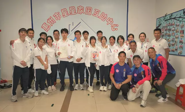 消防處义工隊及消防及救護青年團大合照，把義工精神衝出香港到大灣區