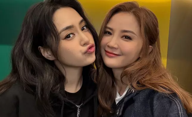 鍾欣潼微博圖片