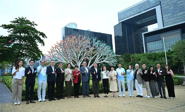 馬會支持全運會建築裝置揭幕成香港新地標