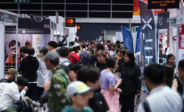 香港戶外用品及運動博覽展示戶外運動及相關產品的最新趨勢，展品涵蓋各類運動用品、裝備、行山露營及運動治療產品。資料圖片