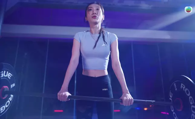 王嘉慧雖然咁瘦，但好似都好夠力量咁。