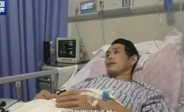 聽障男子目睹鄉鄰被捲進農耕機徒手救人，被絞斷左腿仍喊「不後悔」。影片截圖