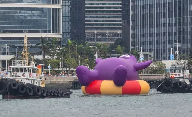 滑嘟嘟。gloria.liu88 Threads圖片