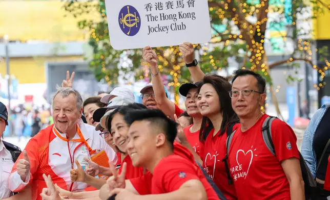馬會全力支持十五運會和殘特奧會，撥款逾五億港元支持香港及廣東賽區賽事。