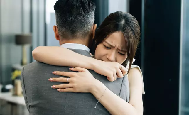 莊子璇感激安仔幫助開竅。