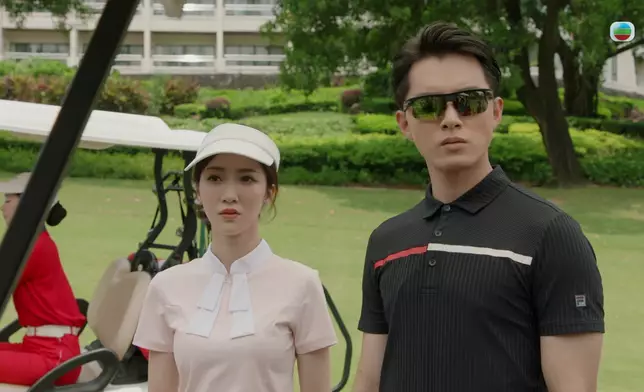 對手嘅激氣反應，亦令到場口更加好睇。