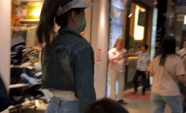 被指「窮養」子女