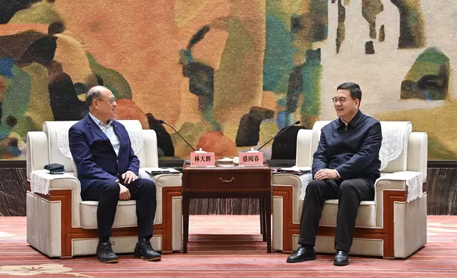 湖北省省委常委、市委書記、市長盛閱春會見香港理工大學校董會主席林大輝。